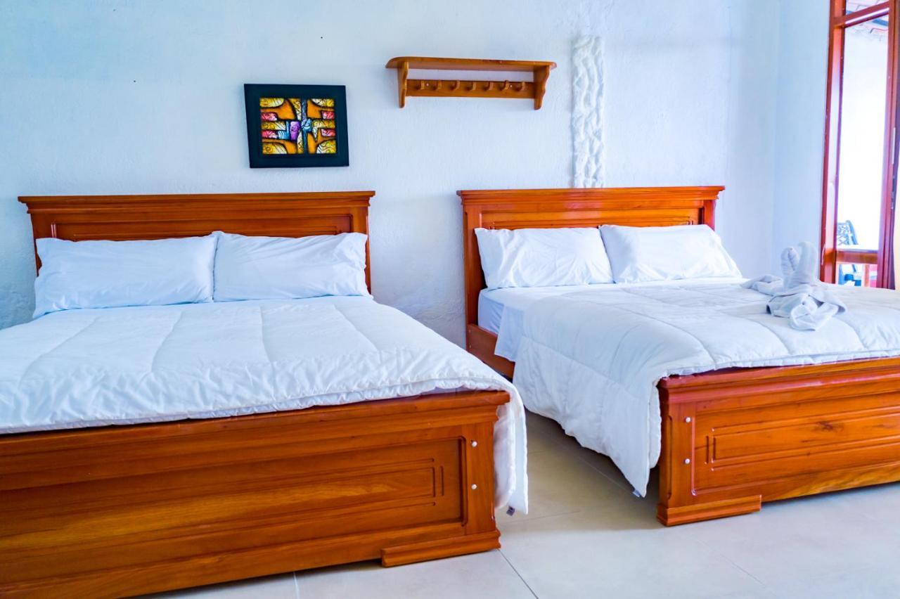 Royal Galapagos Inn Puerto Baquerizo Moreno Dış mekan fotoğraf