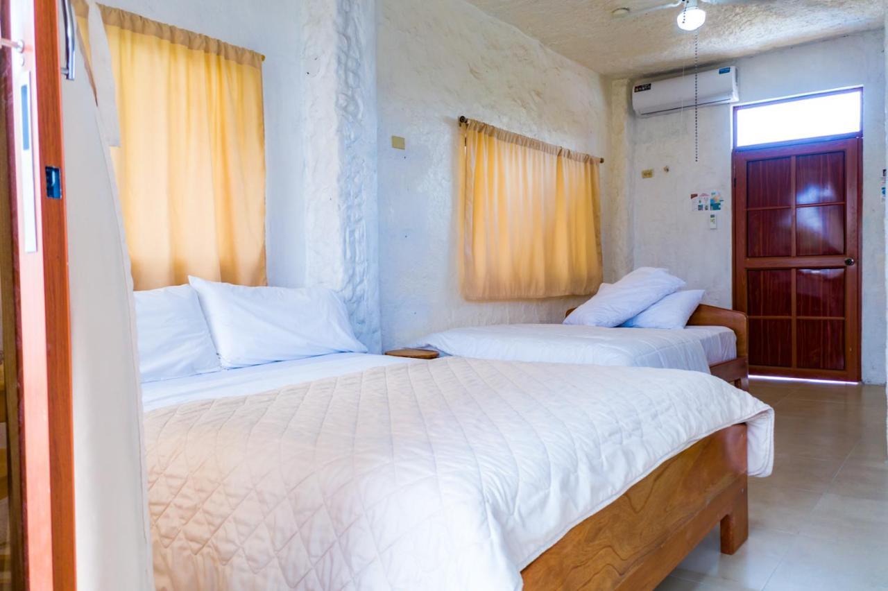 Royal Galapagos Inn Puerto Baquerizo Moreno Dış mekan fotoğraf