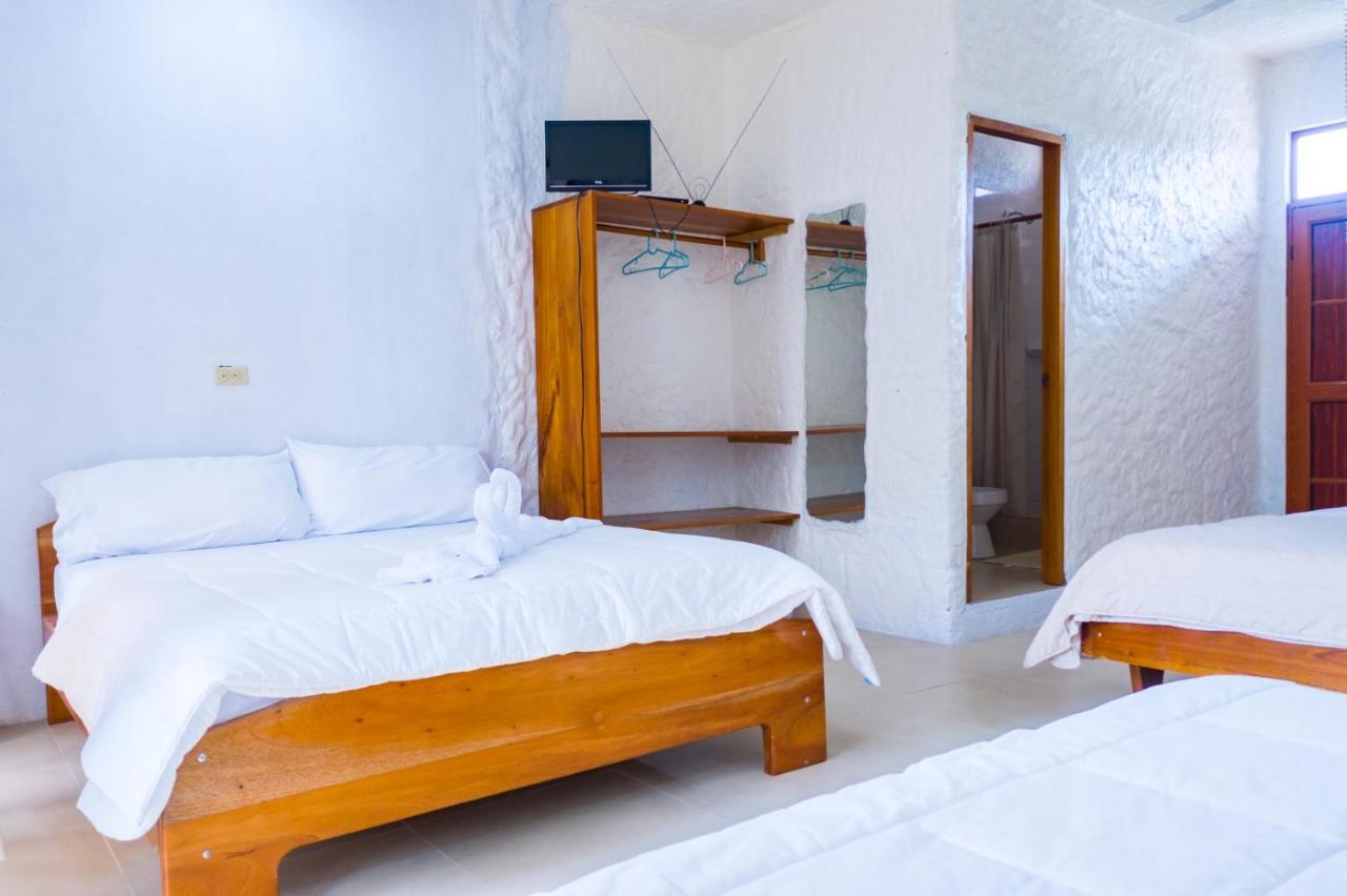 Royal Galapagos Inn Puerto Baquerizo Moreno Dış mekan fotoğraf