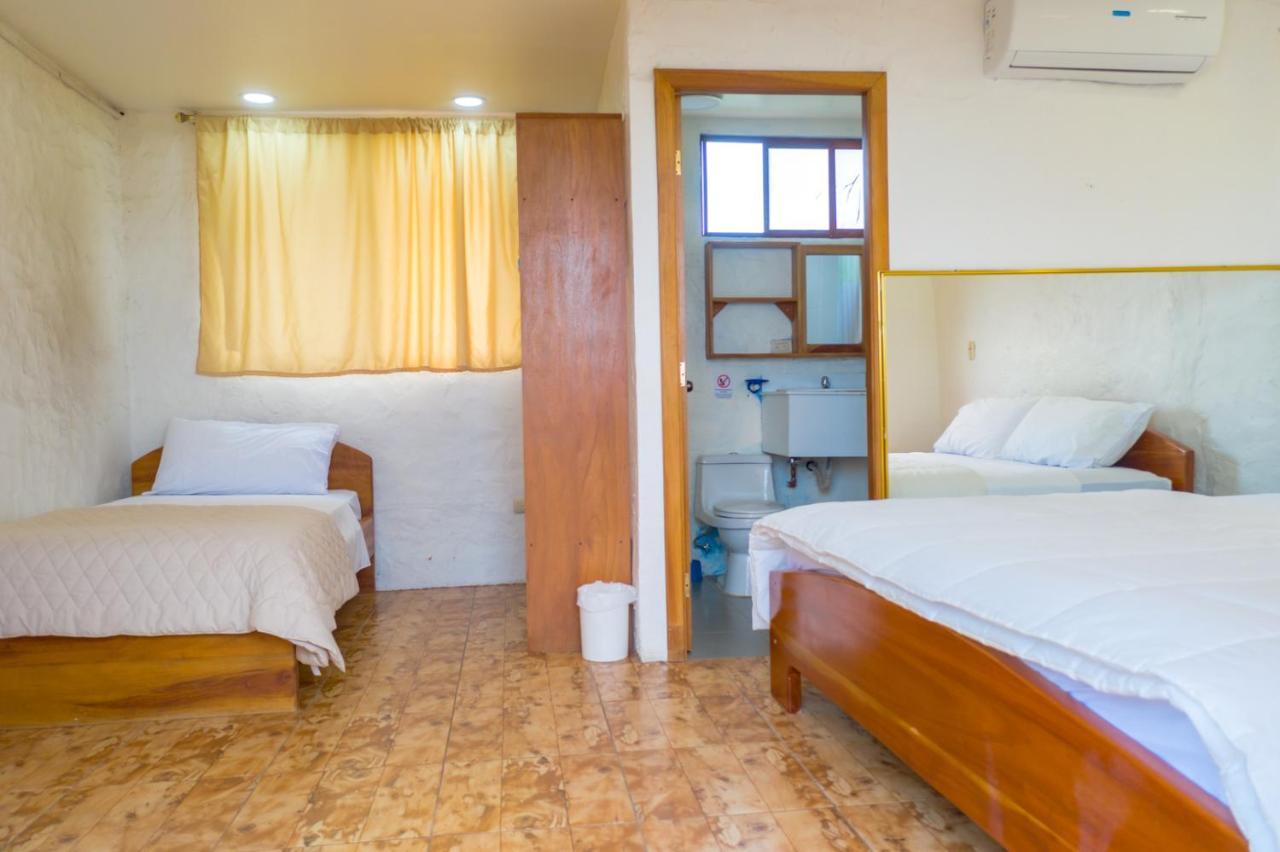 Royal Galapagos Inn Puerto Baquerizo Moreno Dış mekan fotoğraf