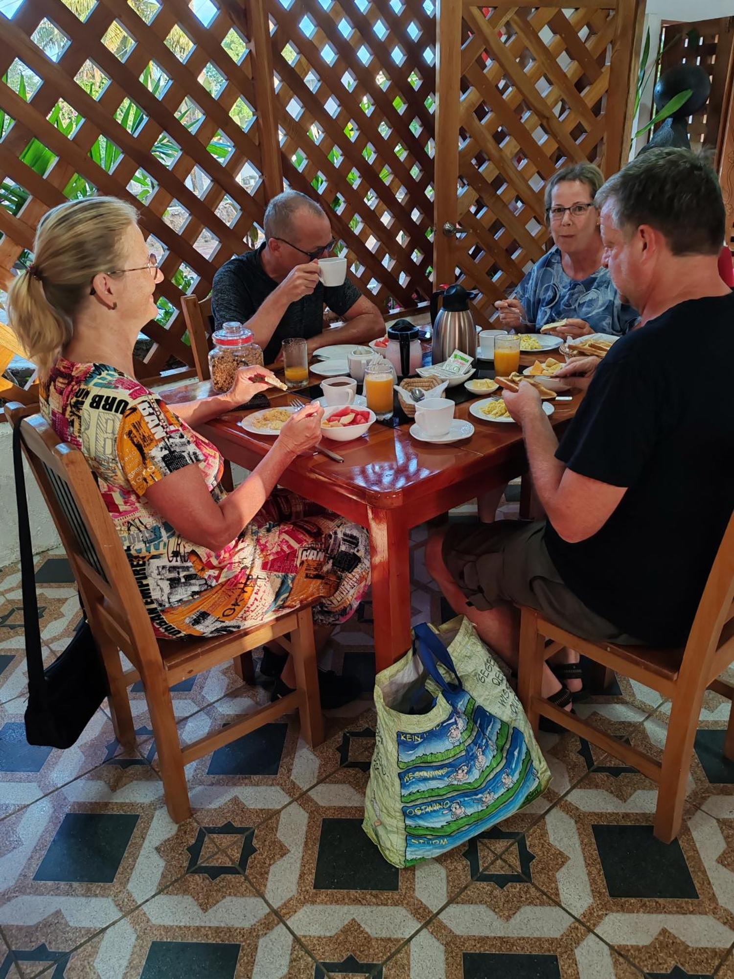 Royal Galapagos Inn Puerto Baquerizo Moreno Dış mekan fotoğraf