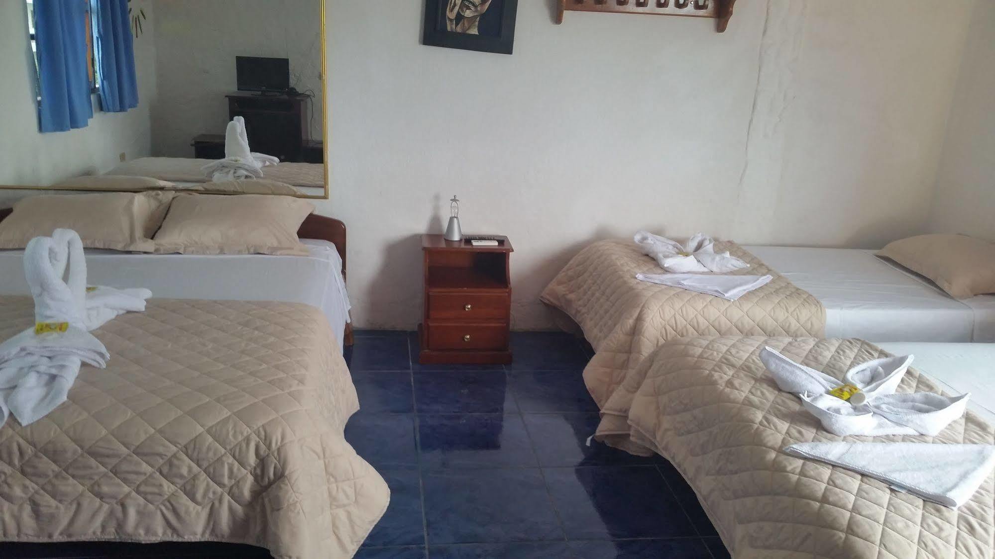 Royal Galapagos Inn Puerto Baquerizo Moreno Dış mekan fotoğraf