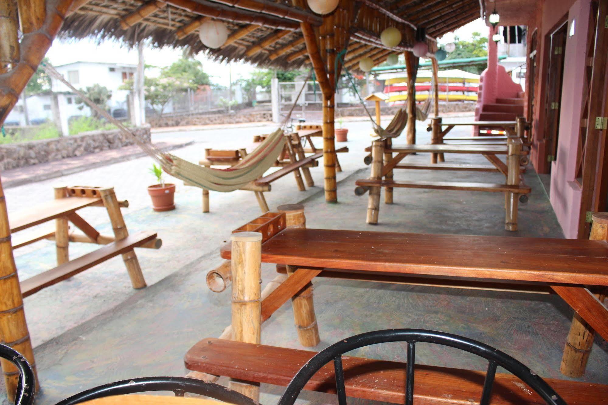 Royal Galapagos Inn Puerto Baquerizo Moreno Dış mekan fotoğraf
